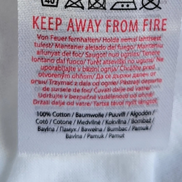 Disney Mini Mouse " Hey Girl " Cropped Sleeved Grahpic T-Shirts - Picture 5 of 9